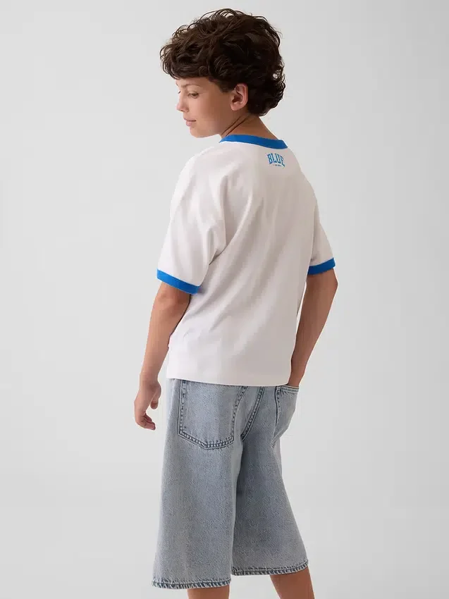 T-shirt blu per bambini con logo dal taglio comodo