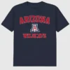 T-shirt con grafica “Campus Classic” dell’Università dell’Arizona