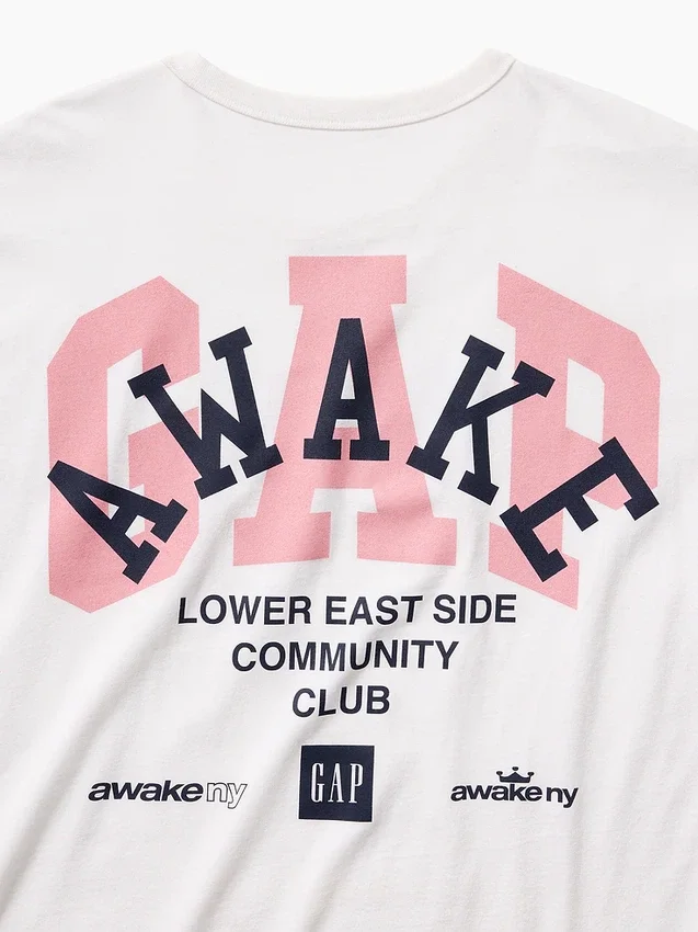 T-shirt con logo dal taglio comodo GAP × Awake Ny