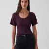T-shirt con scollo rotondo a costine