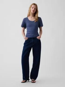 T-shirt con scollo rotondo a costine