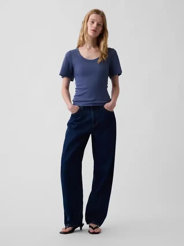 T-shirt con scollo rotondo a costine