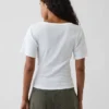 T-shirt con scollo rotondo a costine