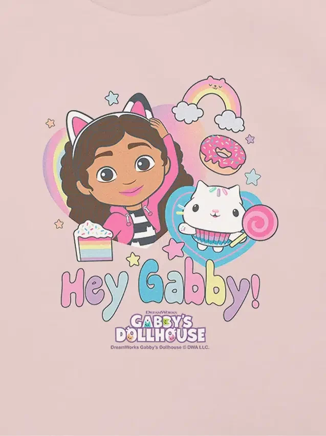 T-shirt con stampa “Hey Gabby” della serie “Gabby’s Dollhouse” per bambini piccoli