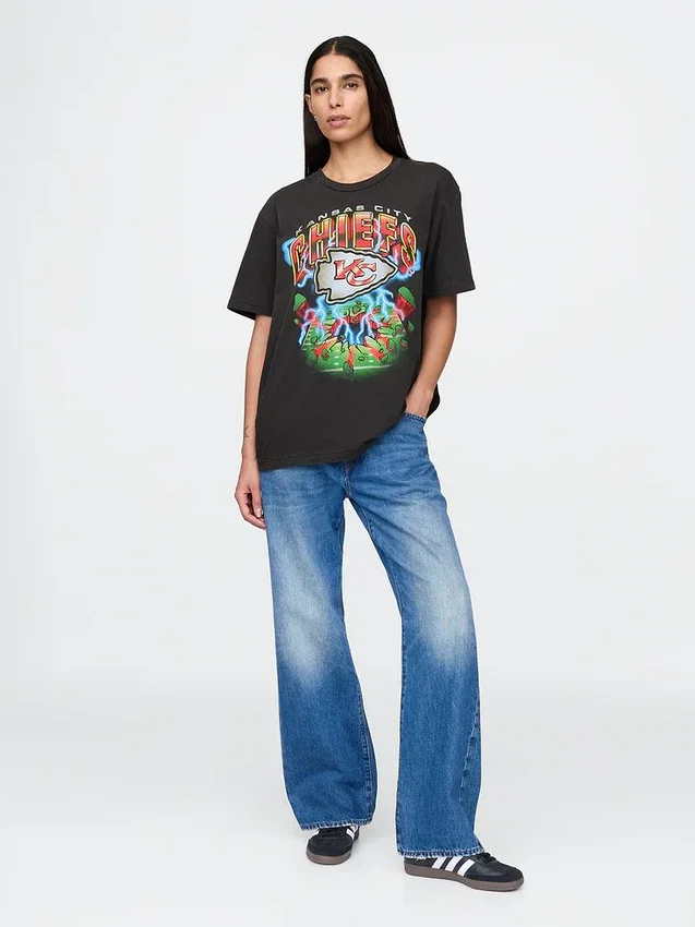 T-shirt con stampa per adulti dei Kansas City Chiefs della NFL