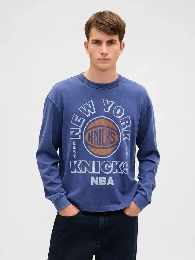 T-shirt corta con grafica NBA New York Knicks