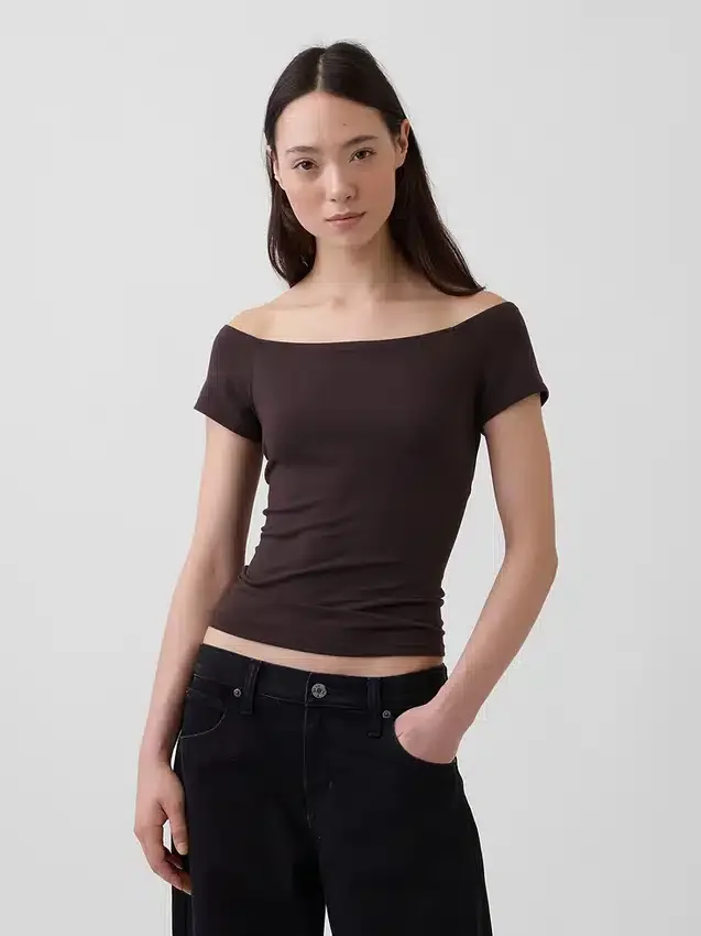 T-shirt corta con spalle scoperte in jersey a trama fitta