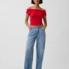 T-shirt corta con spalle scoperte in jersey a trama fitta