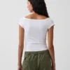T-shirt corta con spalle scoperte in jersey a trama fitta