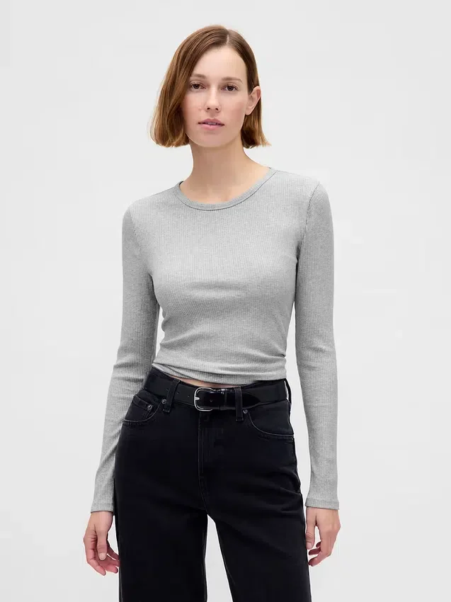 T-shirt corta moderna a costine