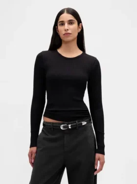 T-shirt corta moderna a costine