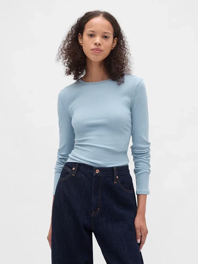 T-shirt corta moderna a costine
