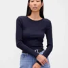 T-shirt corta moderna a costine
