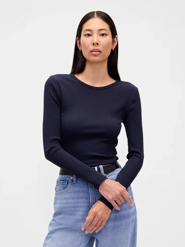 T-shirt corta moderna a costine
