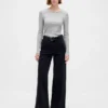 T-shirt corta moderna a costine