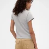 T-shirt GAP × Victoria Beckham in cotone biologico con logo