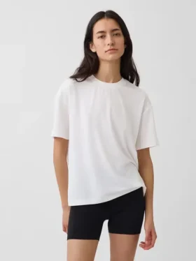 T-shirt GapFit Breathe dal taglio morbido