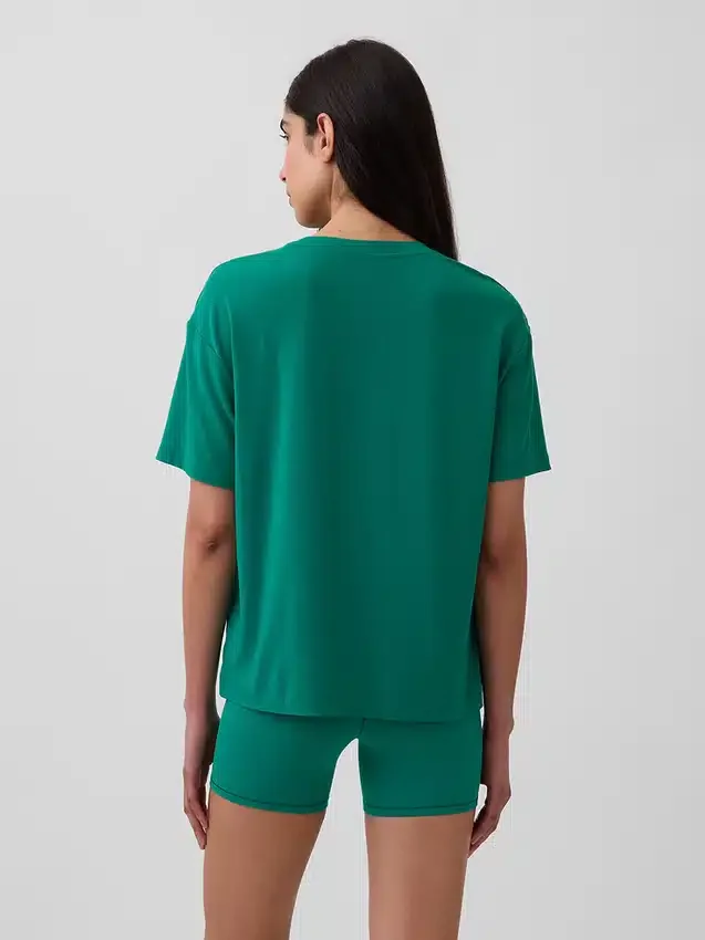 T-shirt GapFit Breathe dal taglio morbido