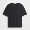 T-shirt GapFit Breathe dal taglio morbido