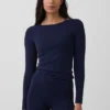 T-shirt GapFit Smooth con scollo a barchetta