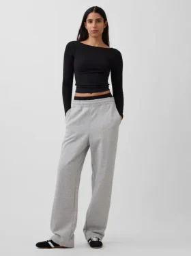 T-shirt GapFit Smooth con scollo a barchetta