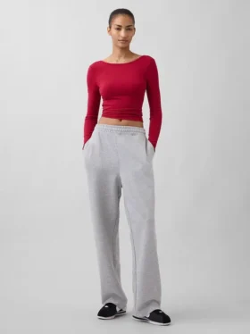T-shirt GapFit Smooth con scollo a barchetta