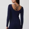 T-shirt GapFit Smooth con scollo a barchetta