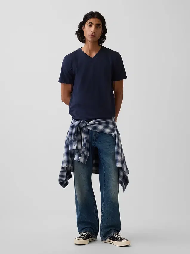 T-shirt in jersey di cotone con scollo a V