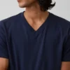 T-shirt in jersey di cotone con scollo a V