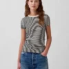 T-shirt moderna a girocollo