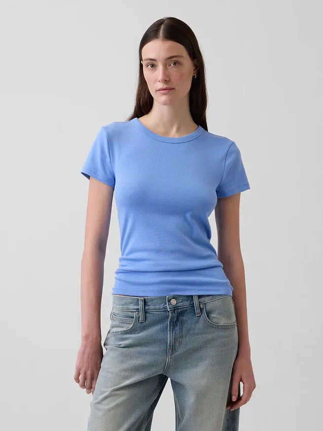 T-shirt moderna a girocollo