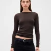 T-shirt moderna a girocollo