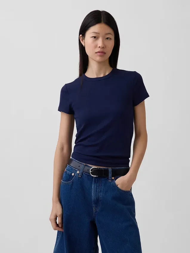 T-shirt moderna a girocollo
