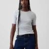 T-shirt moderna a girocollo
