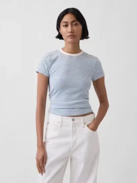 T-shirt moderna a girocollo