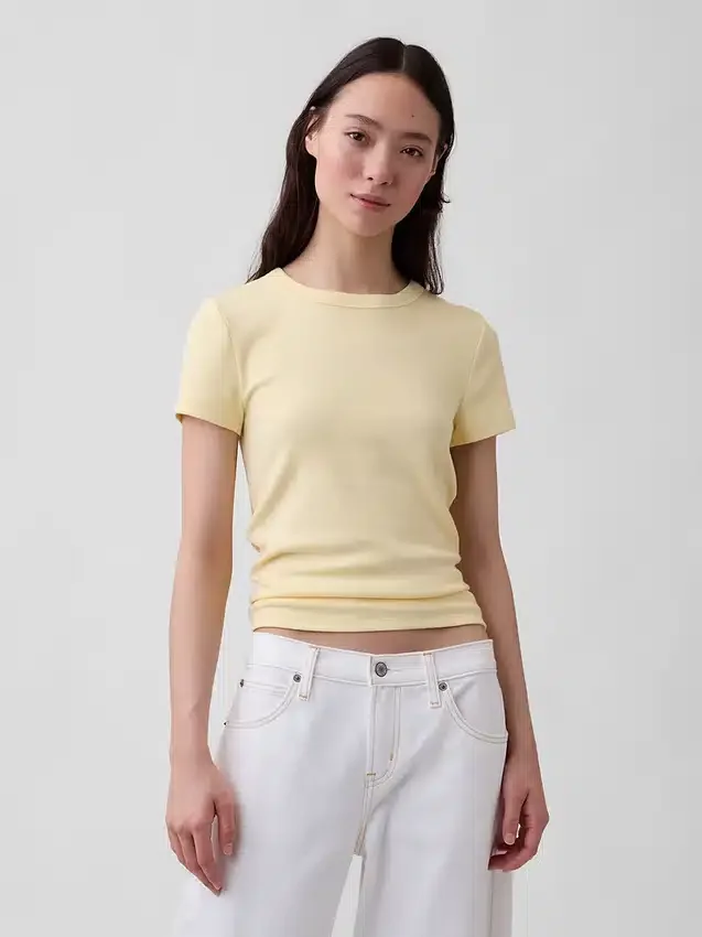 T-shirt moderna a girocollo