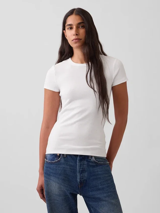 T-shirt moderna a girocollo