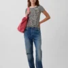 T-shirt moderna a girocollo