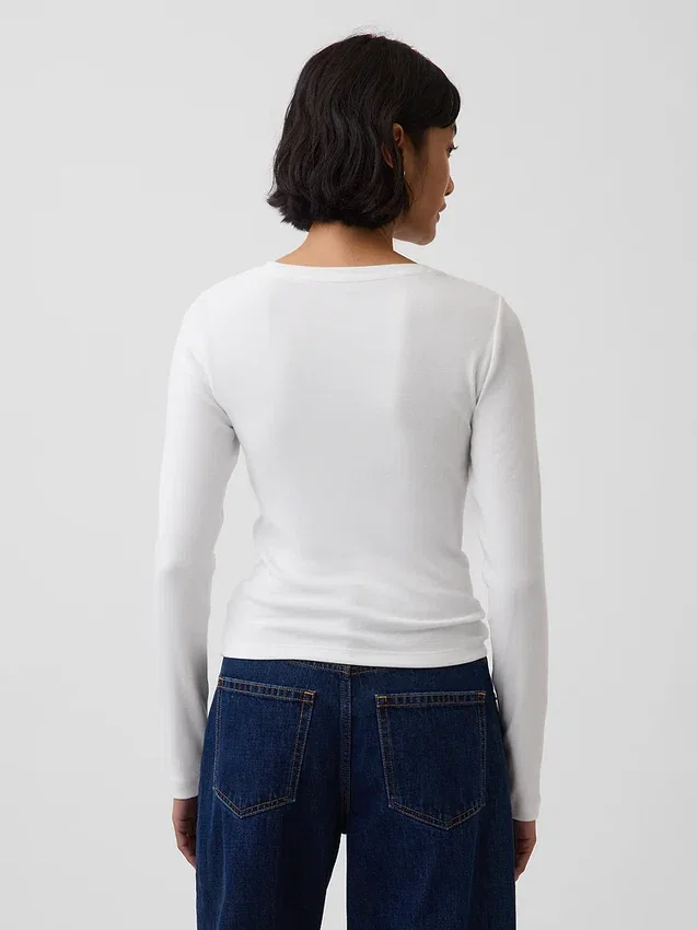 T-shirt moderna a girocollo