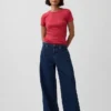 T-shirt moderna a girocollo