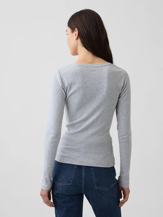 T-shirt moderna a girocollo