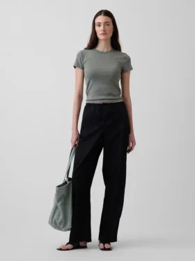 T-shirt moderna a girocollo