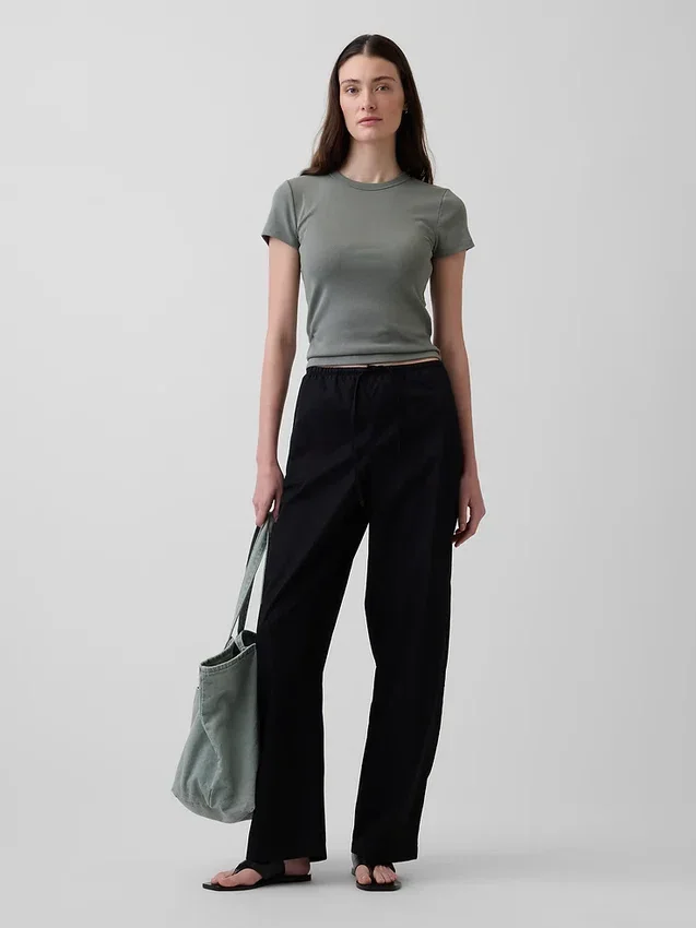T-shirt moderna a girocollo