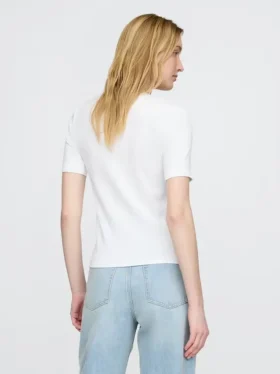 T-shirt moderna a girocollo
