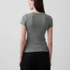 T-shirt moderna a girocollo