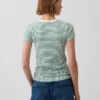 T-shirt moderna a girocollo