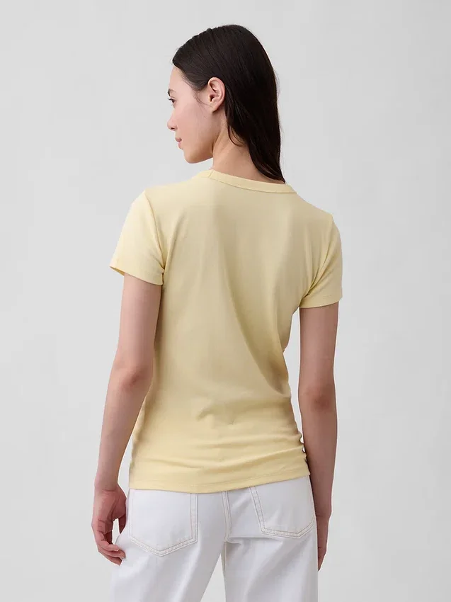 T-shirt moderna a girocollo