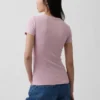 T-shirt moderna a girocollo