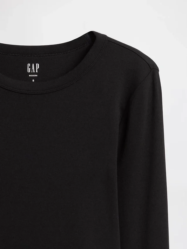 T-shirt moderna a girocollo