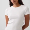 T-shirt moderna a girocollo